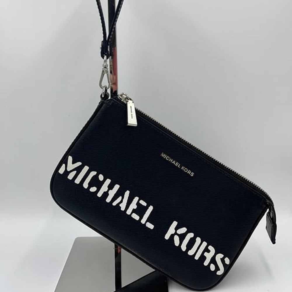 Michael Kors Saylor Black White Wrislet Wallet Leather Pouchette Cosmetic Bag